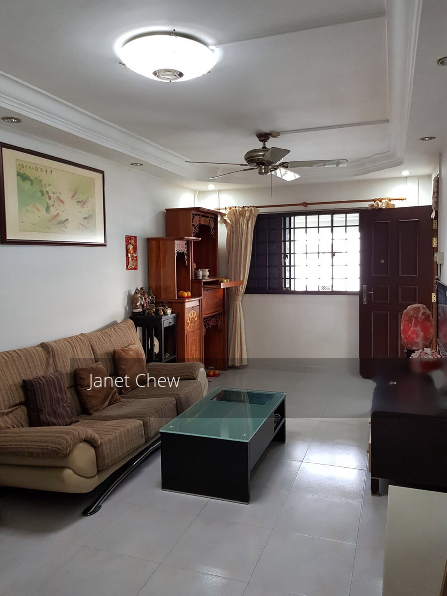Woodlands Street 13 thumbnail photo
